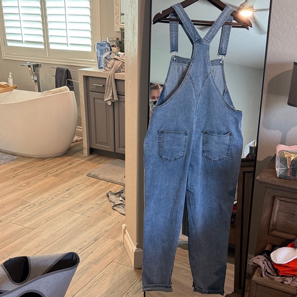 Amazon Women's Blue Jeans Overalls - Picture 3 of 4